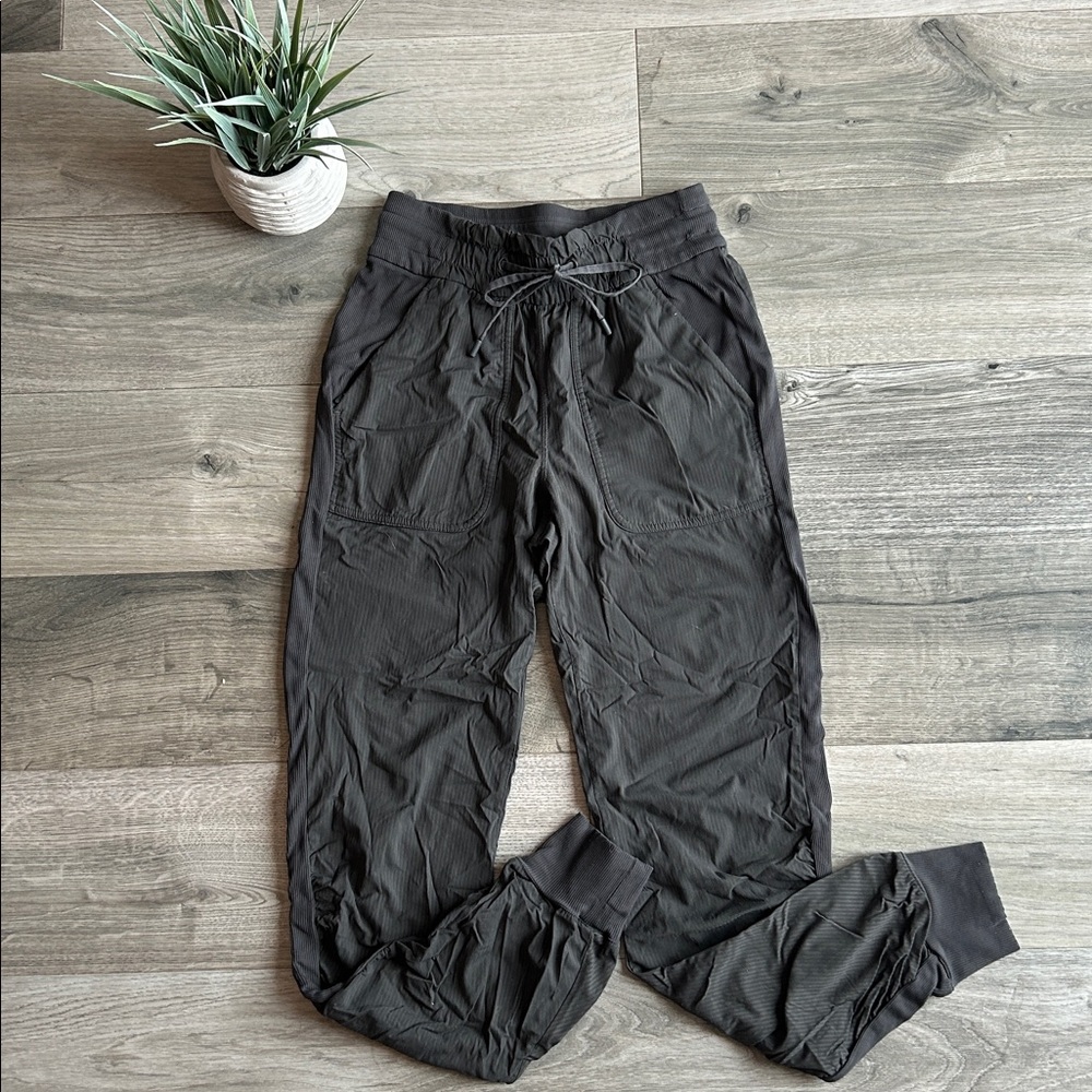 Lululemon Beyond The Studio High Rise Jogger